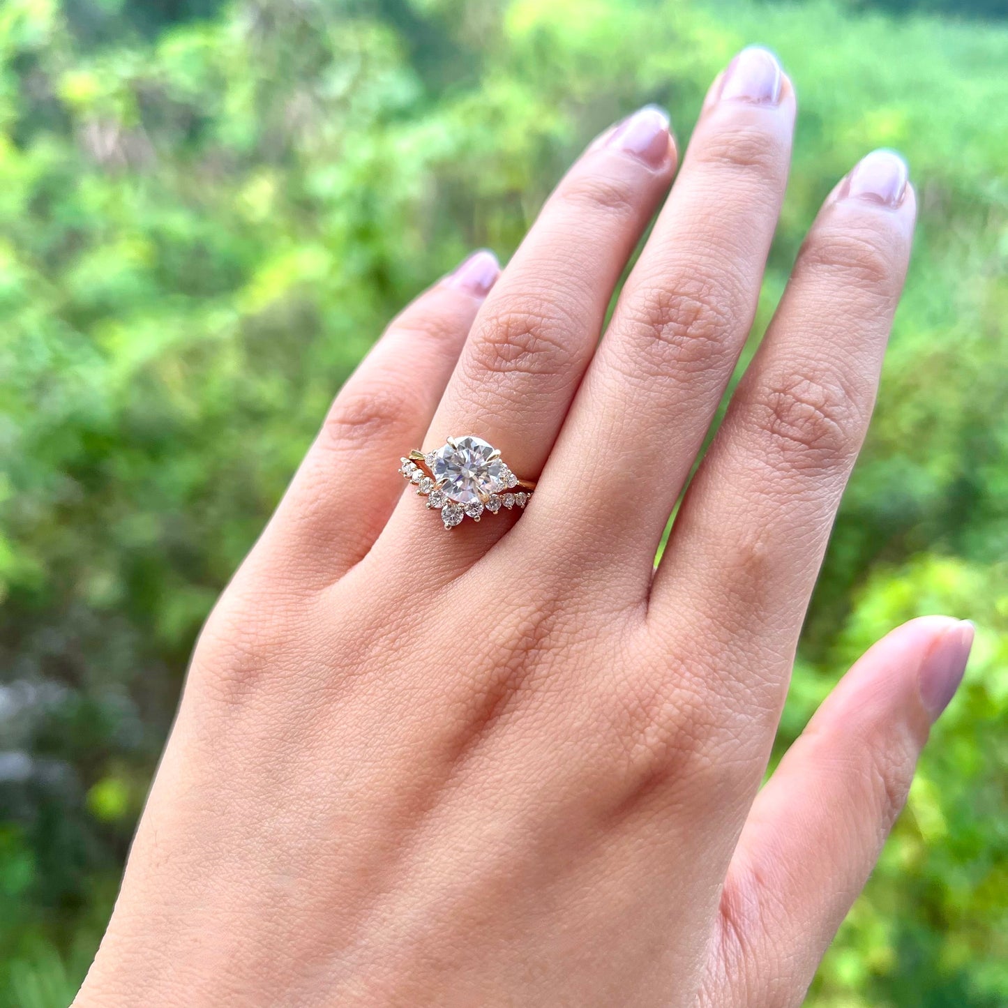2.65 CT Round Cluster Moissanite Engagement Ring