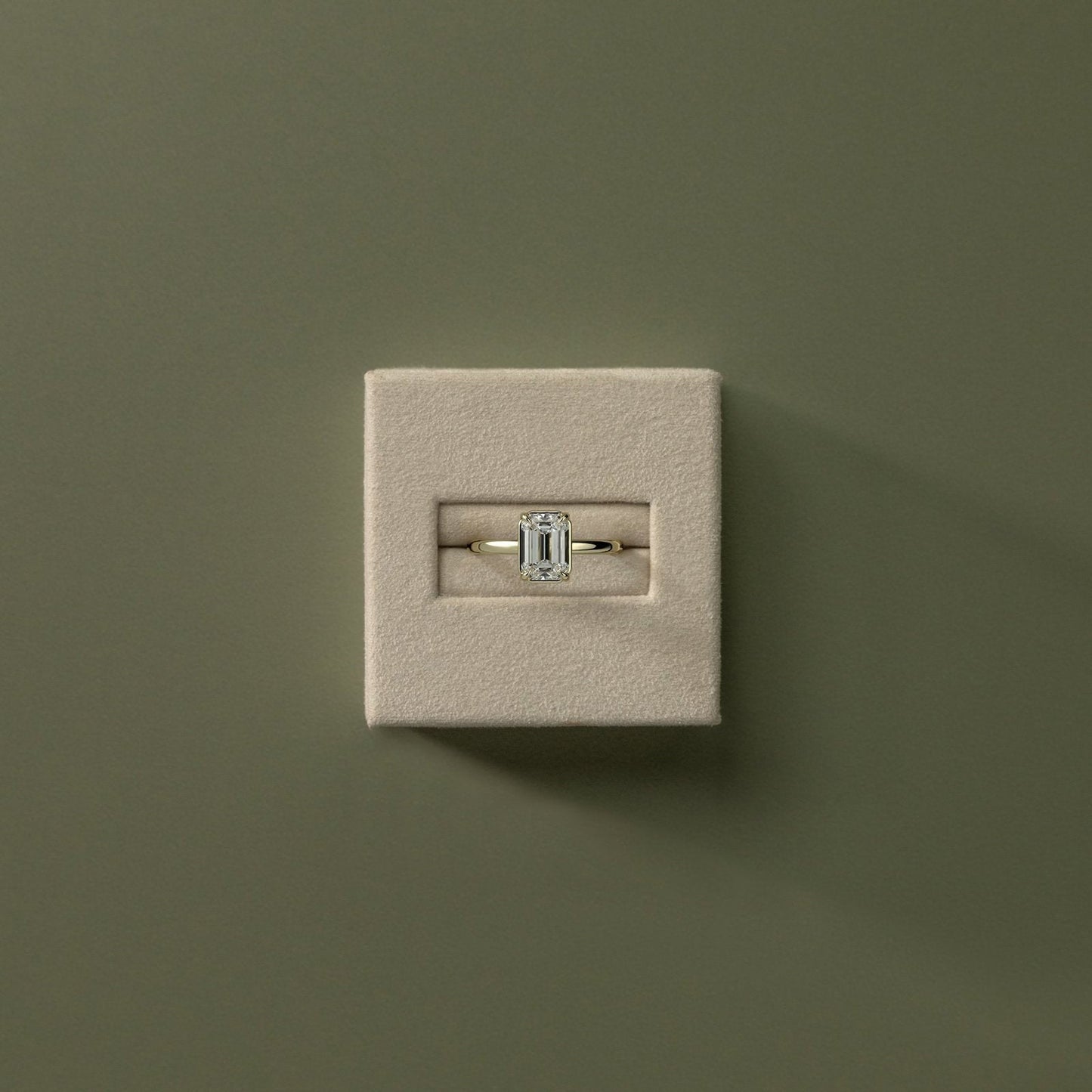 CUJ004