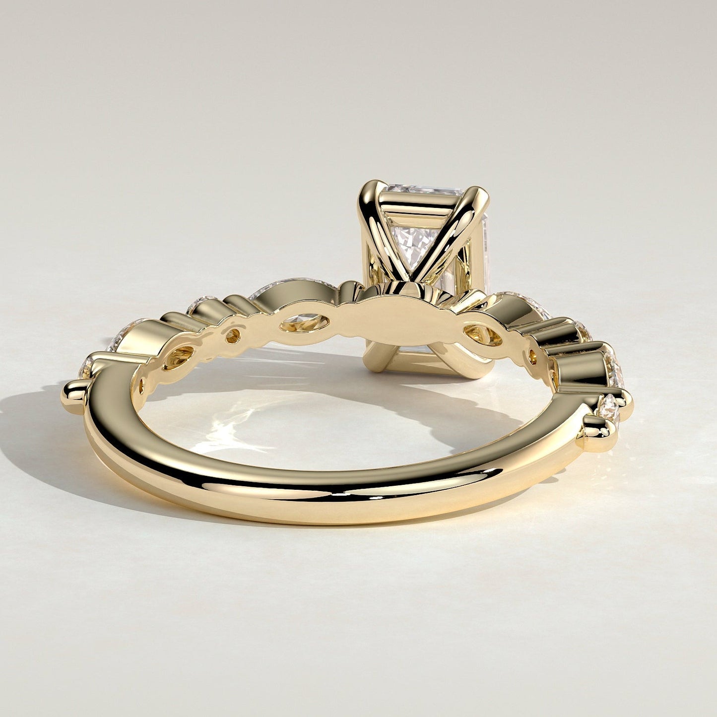 CUJ032
