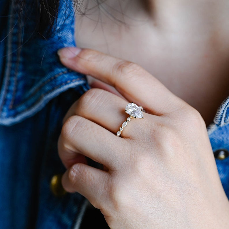 Stunning 1.0 - 2.0 CT Pear Moissanite Engagement Ring with Half Pave Design 2