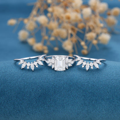 1.6 CT Emerald Cluster Lab Grown Diamond Bridal Set