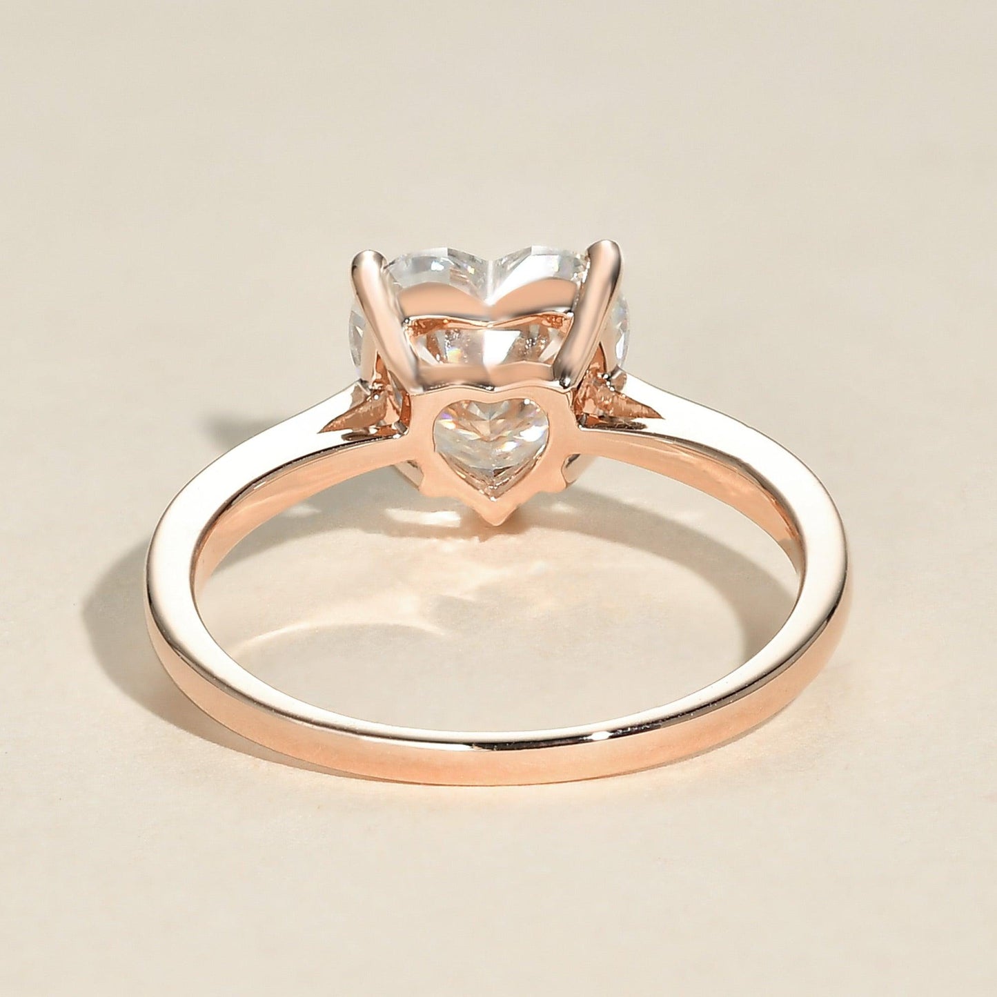 FLG034