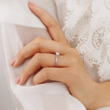 0.8 CT Round Solitaire Lab Grown Diamond Engagement Ring