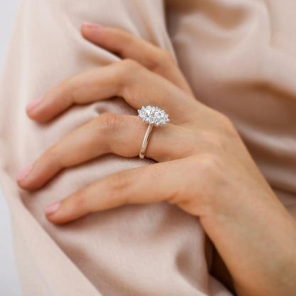 2.1 CT Oval Halo Lab Grown Diamond Engagement Ring