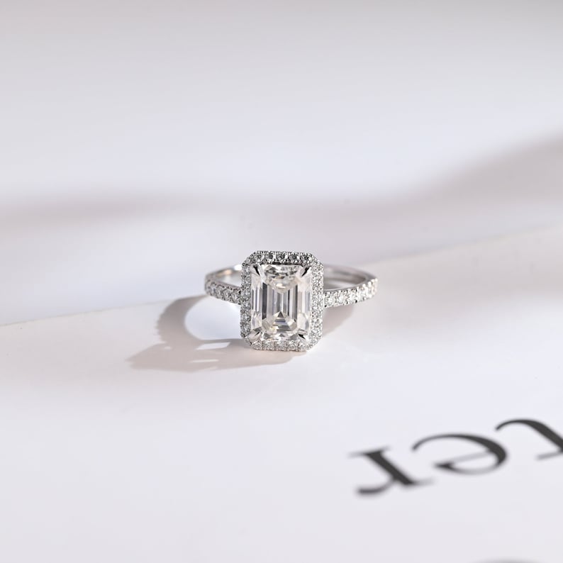 Stunning 1.0 - 2.0 CT Emerald Moissanite Engagement Ring with Pave and Halo Design 1