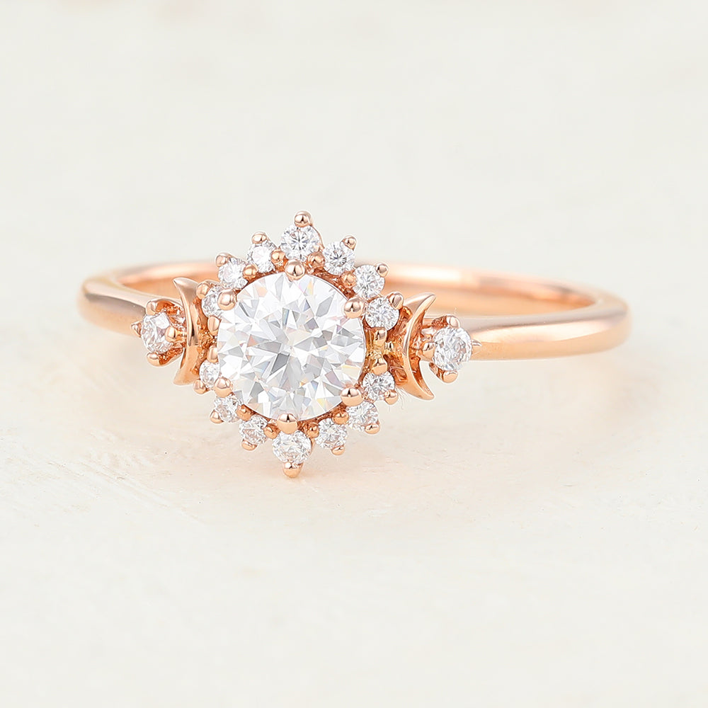 0.41 CT Round Cluster Moissanite Engagement Ring