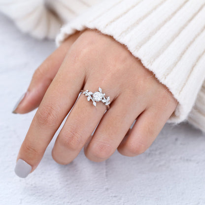 0.41 CT Round Cluster Moissanite Engagement Ring