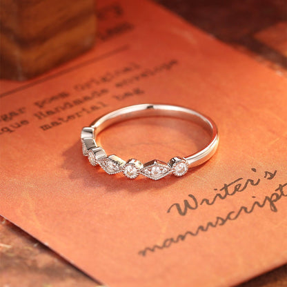 GLJ224
