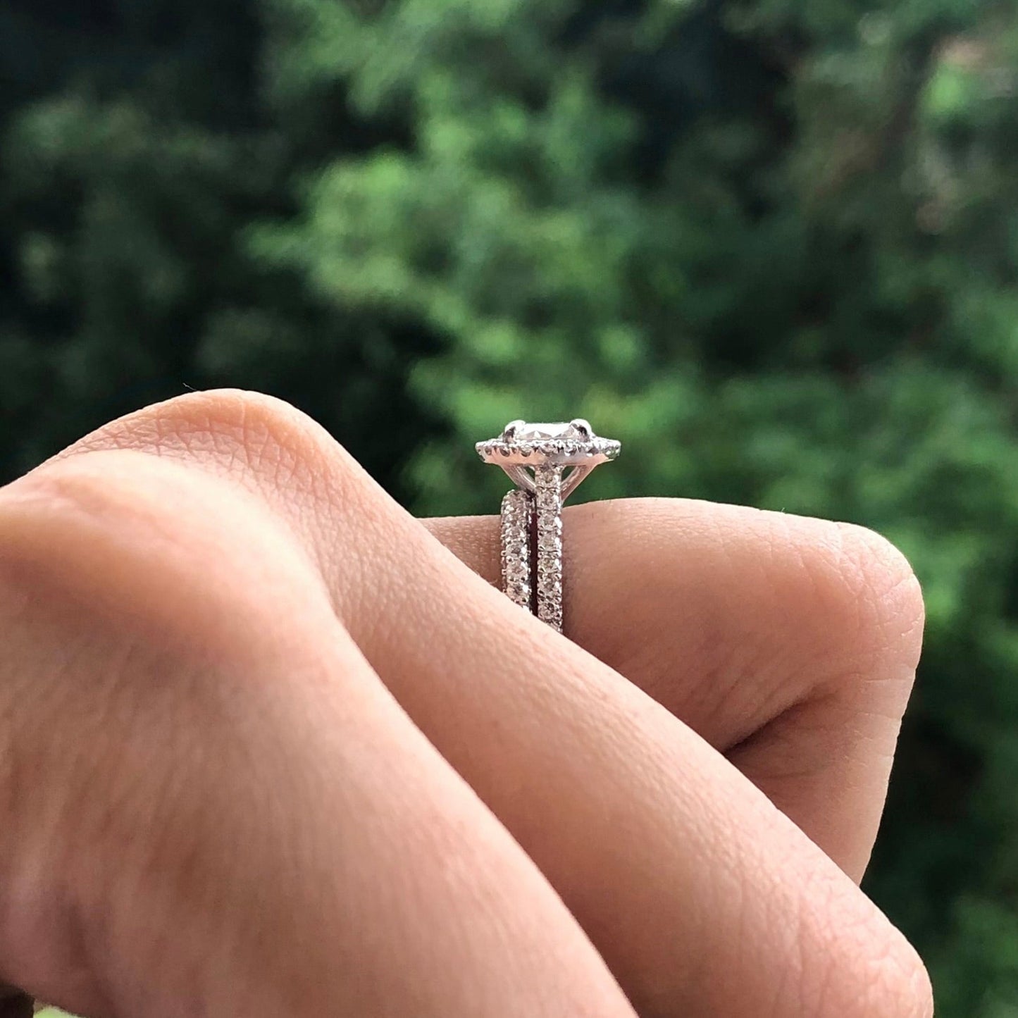 1.5 CT Round Halo & Pave Moissanite Engagement Ring